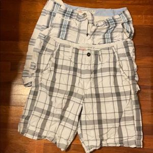 2 size 34 cargo shorts